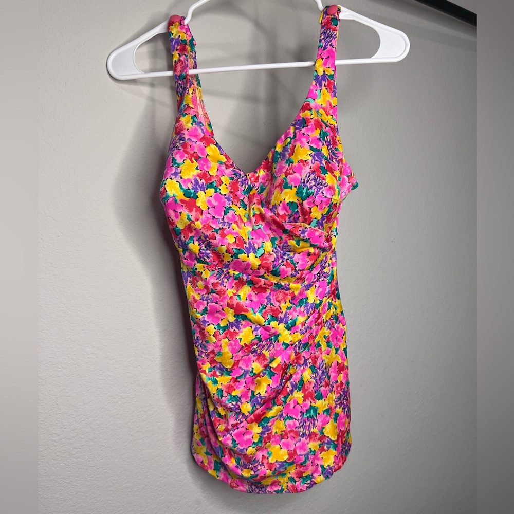 Roxanne Vintage 60s/70s Beautiful Swimsuit